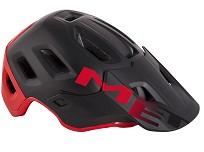 ČELADA MET ROAM črna/rdeča + nalepka + lučka